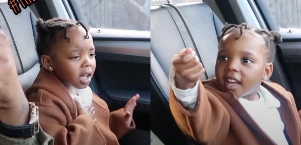 Se vuelve viral niña británica por cantar como Selena