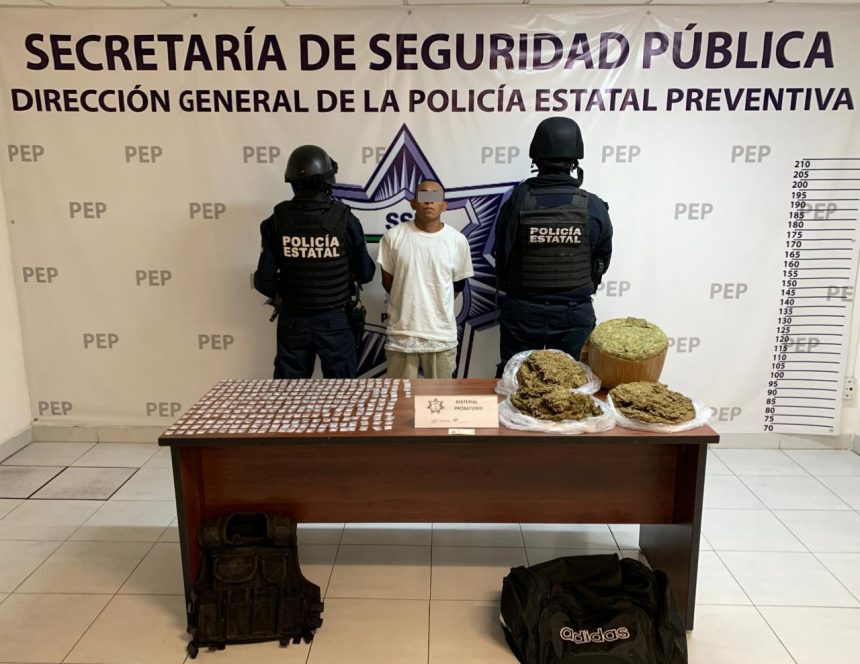 619ce953-c9cd-43a3-b789-2c3989e06497 (1) Detiene SSP a un hombre con 12 kilos de aparente marihuana