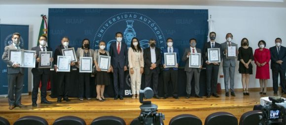 La calidad es una forma de trabajo, una actitud frente a los desafíos y una ruta por la que es indispensable transitar: Alfonso Esparza Ortiz