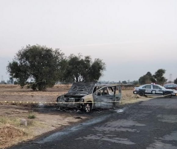 Localizan cuerpo calcinado dentro de un vehículo en San Pedro Cholula