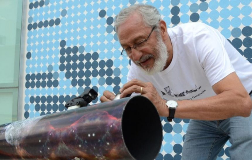 Del Aula al Universo, un telescopio para cada escuela”, un programa que acerca los astros a los jóvenes