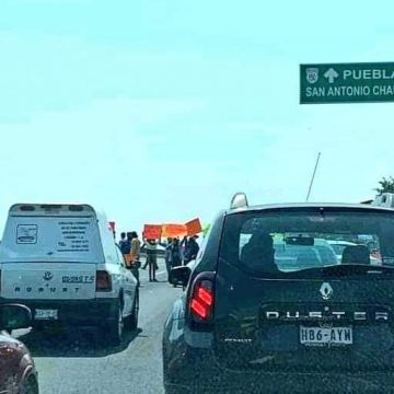 Bloquearon 7 horas la Puebla-México para liberar a un detenido