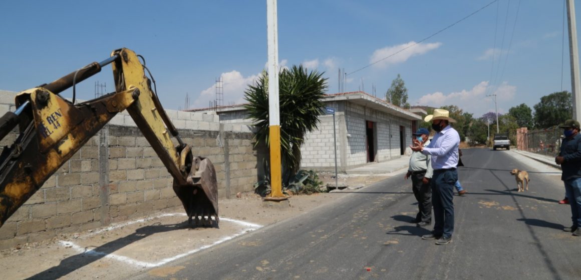 Se entrega Ampliación de Electrificación e inicia una obra más en Santa Lucía Cosamaloapan