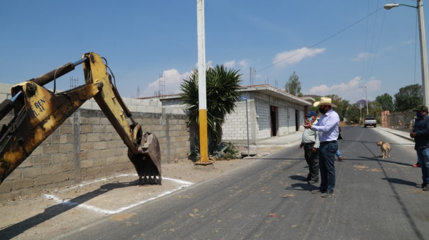 Se entrega Ampliación de Electrificación e inicia una obra más en Santa Lucía Cosamaloapan