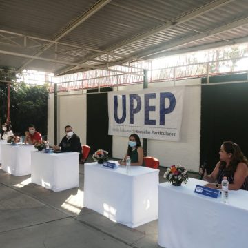100 escuelas y 18 mil alumnos preparan regreso a clases en Puebla: UPEP