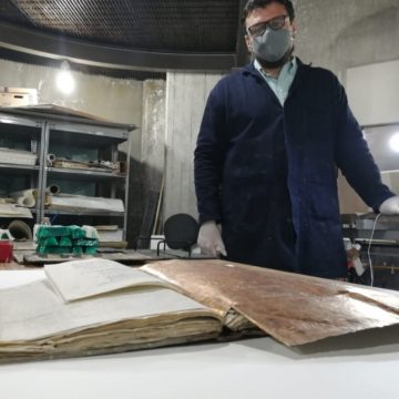 Existen documentos laminados en oro en el Archivo Municipal de Puebla