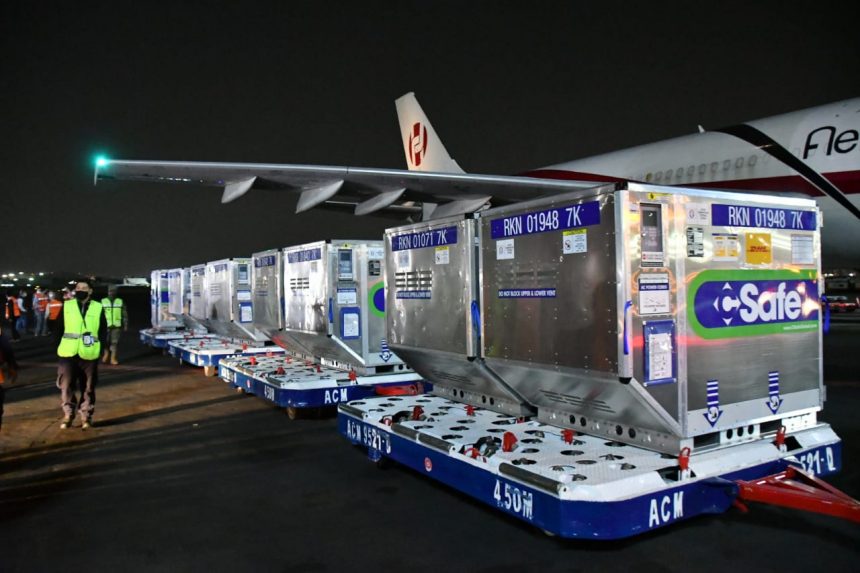 ExpOmqgXMAIP-K- Más de un millón de dosis de vacuna de AstraZeneca llegarán a México