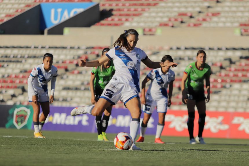 Fotografías Partido FC Juárez vs Club Puebla (8) El Puebla Femenil sale del último puesto de la tabla general