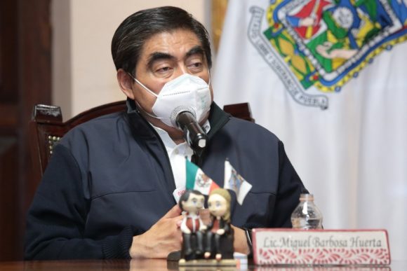 En Puebla se otorga atención médica a la sociedad en general: Barbosa