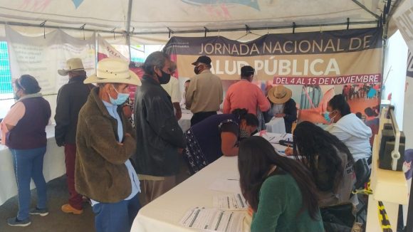 Con éxito inicia la jornada de vacunación anti COVID en Izúcar