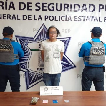 Presuntamente vendía droga en un estacionamiento; lo detiene la Policía Estatal