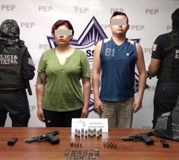 Detiene Policía Estatal a dos presuntos policías de Tehuacán