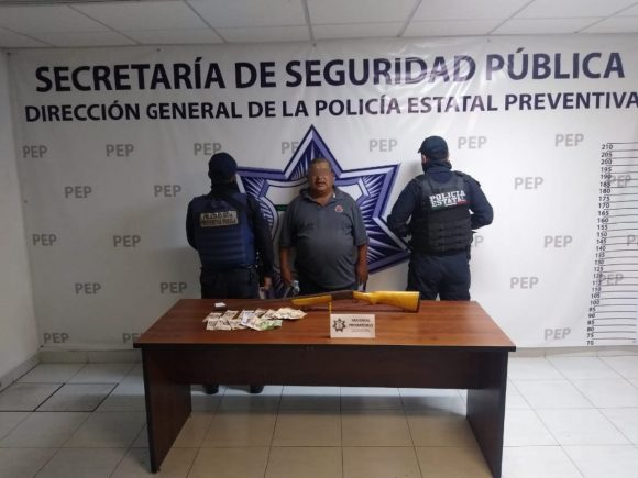 Agentes estatales detuvieron a un hombre presuntamente armado