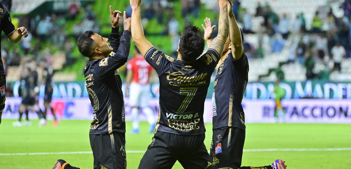 El León superó a FC Juárez y pelea por meterse directo a la liguilla