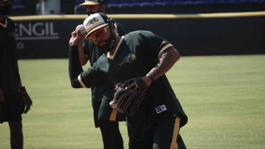 Wilin Rosario se perfila para la primera base de los Pericos