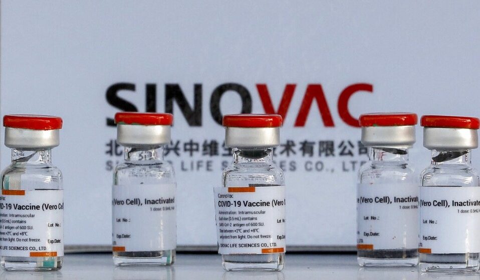 Sinovac y Sinopharm analizan combinar sus vacunas antiCovid