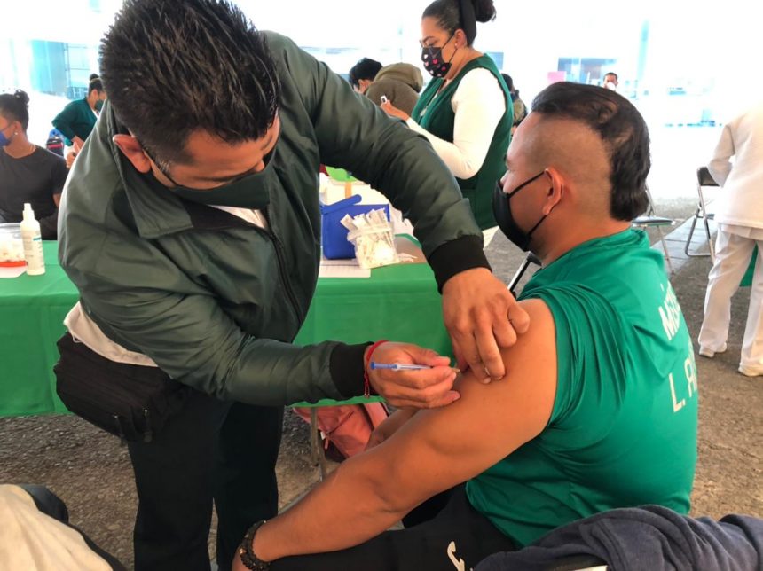 VAC-CON CONADE continua proceso de vacunación rumbo a Tokio 2020