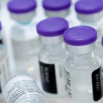 Pfizer detecta venta de vacunas falsas contra el COVID-19 en México: Wall Street Journal