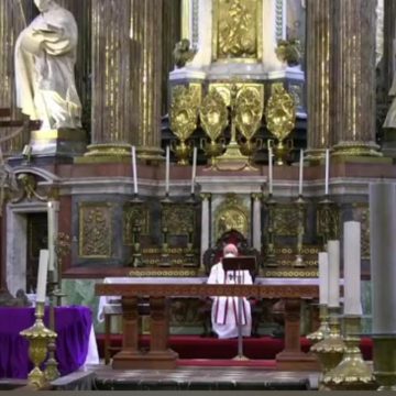 (VIDEO) Vive Puebla la escenificación del Viernes Santo