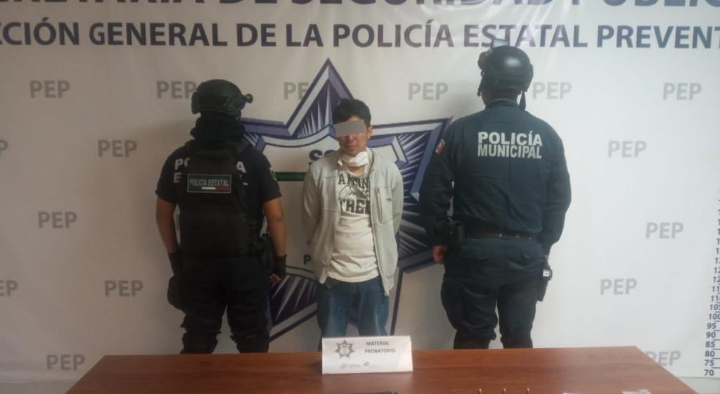 En Atlixco, es detenido presunto narcomenudista