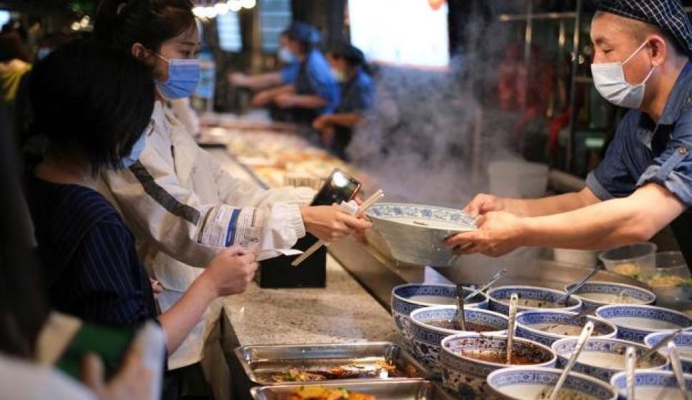 En China, fuertes multas a quien desperdicie comida