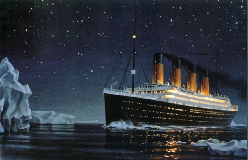 El Titanic colisiona contra iceberg. 14 abril 1912