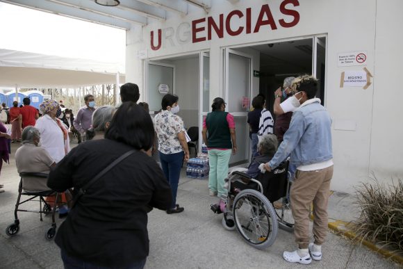 VACUNA COVID-19 Nueva estrategia de vacunación agilizó la atención adultos mayores