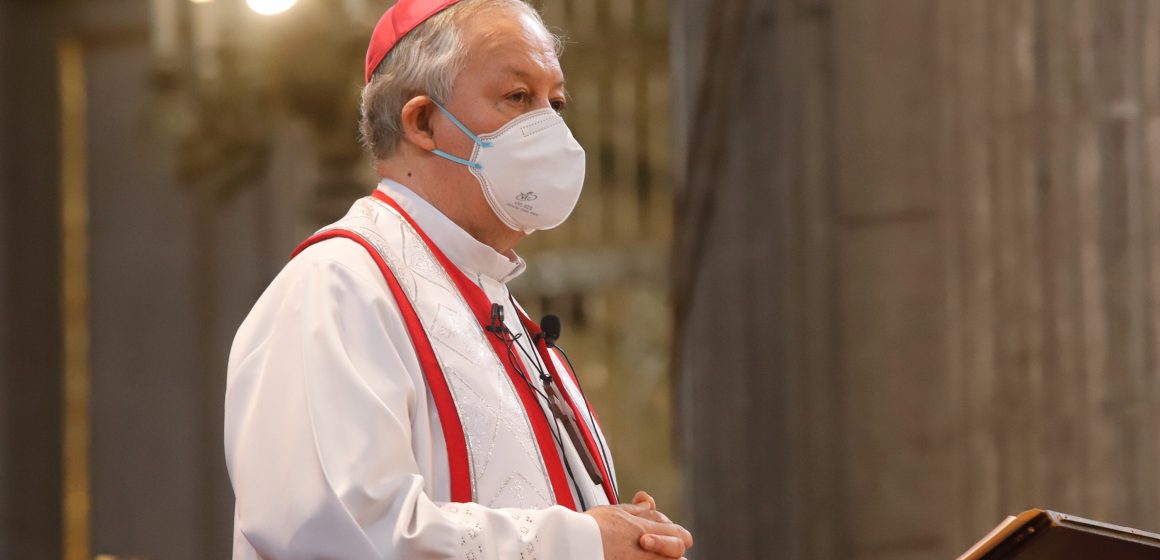 Llama arzobispo de Puebla a población vacunada a seguirse cuidando