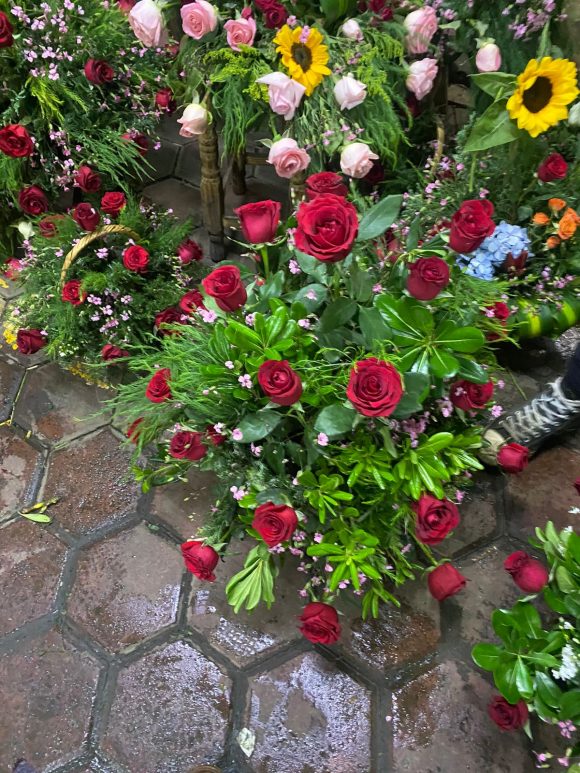 034cce95-b90d-4b37-b236-edca512510e6 Florerías hacen su agosto en 10 de Mayo, ganaron hasta 300 por ciento