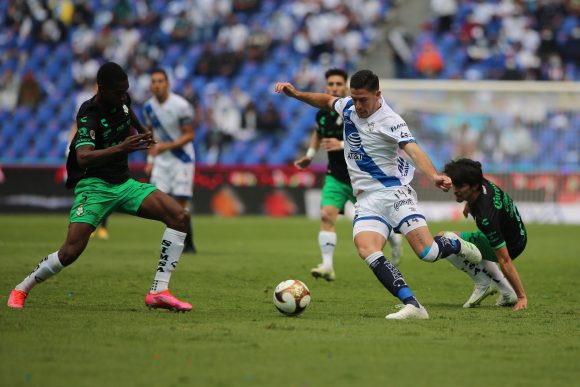 El Puebla venció a Santos pero no le alcanzó y los laguneros van a la Final