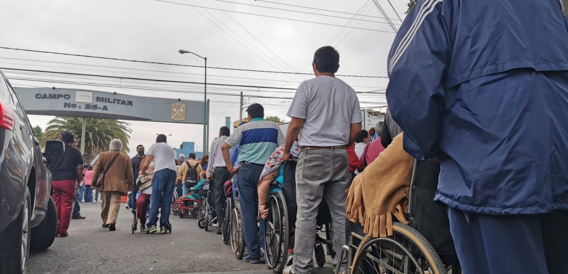 Punto de vacunación de la rampa de la XXV Zona Militar, sustituido por unidades médicas