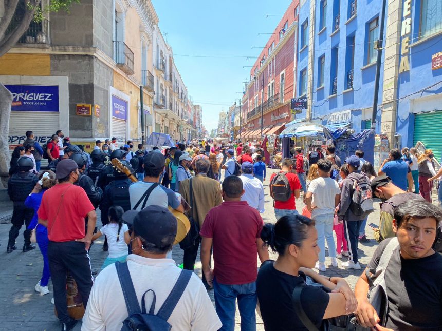 889ada8b-4089-49c4-9953-682540cfdd95 Cinco lesionados, saldo del enfrentamiento entre ambulantes, confirma Ayuntamiento de Puebla