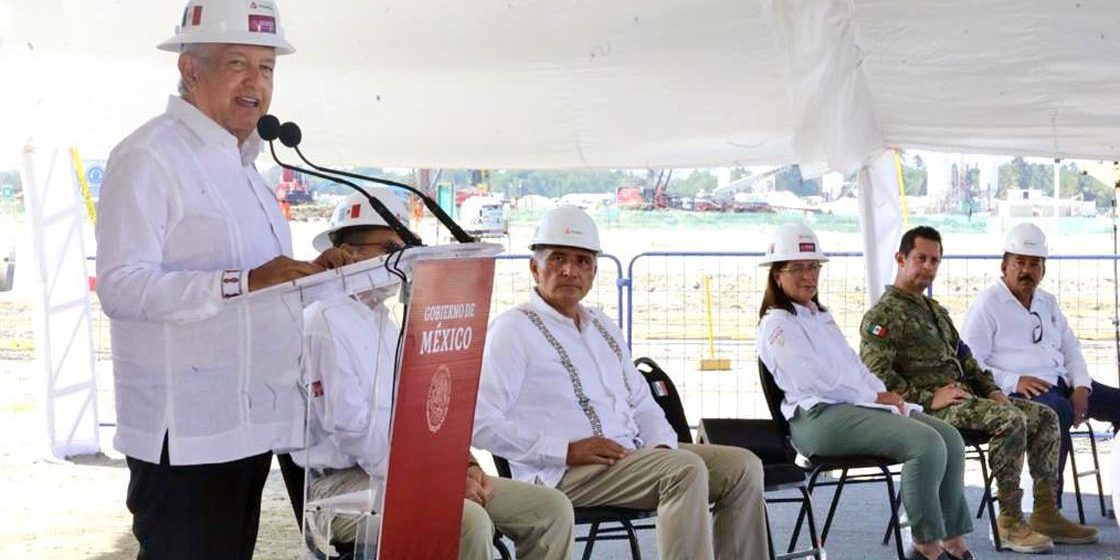 Trabajadores de Dos Bocas pidieron mi reelección: AMLO