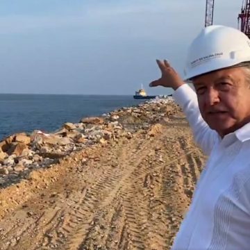 Esto lo soñó Juárez: AMLO presume construcción de rompeolas en Oaxaca