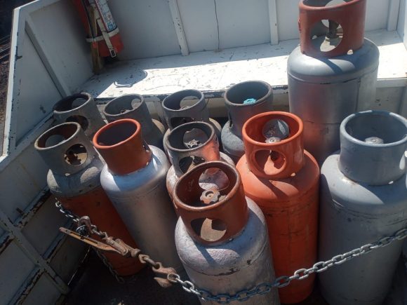 IMG-2021-05-05-at-07.16.363 Por no acreditar legal procedencia de gas LP, SSP detiene a dos