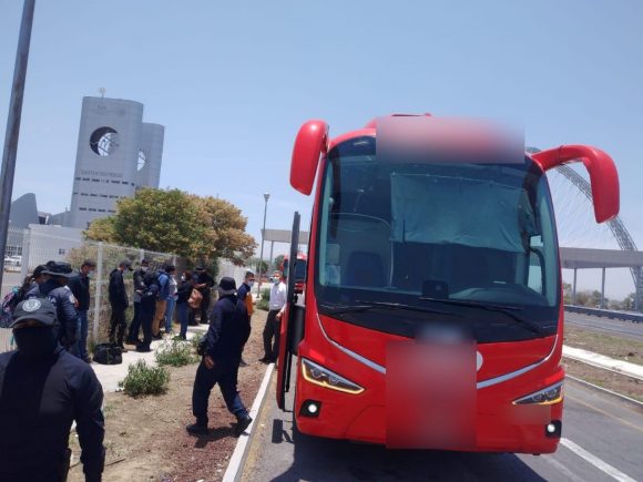 Image-2021-05-08-at-14.08.19 En Palmar de Bravo, Policía Estatal rescata a 10 migrantes centroamericanos