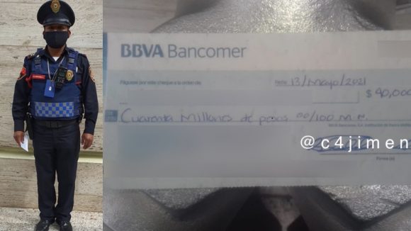 Policía de la CDMX encuentra cheque por 40 mdp y lo devuelve a su dueño