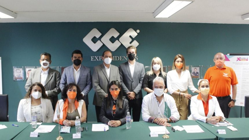 Candidatos a Diputados Locales Naranjas firman acuerdo con el CCE