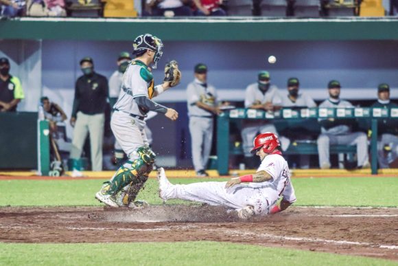 El Águila se quedó con la serie ante los Pericos