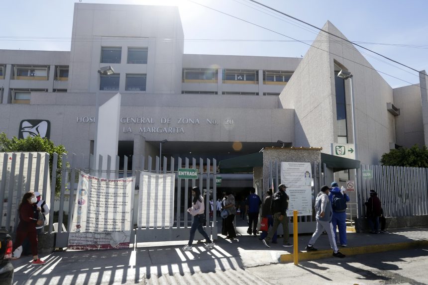 Inicia recuperación de servicios, consultas y cirugías en el IMSS