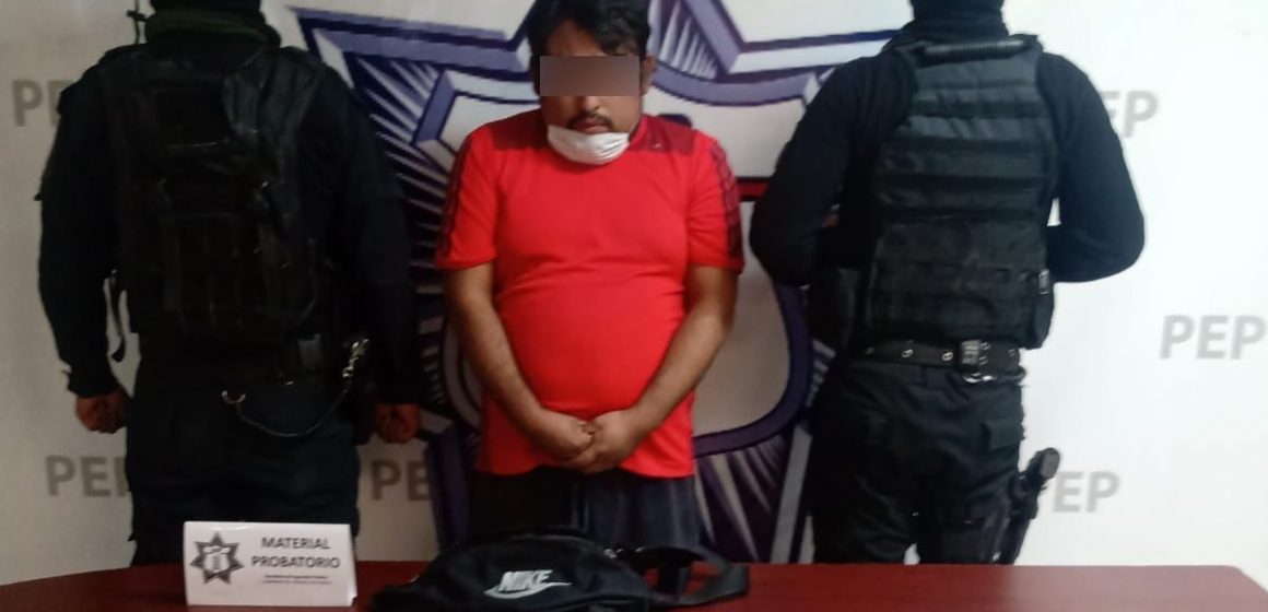 Detiene Policía Estatal a presunto distribuidor de armas y droga de “La Patrona”