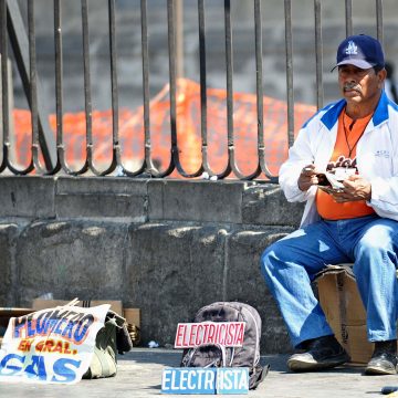 Incrementa la pobreza laboral de México un 3.8% en el primer trimestre de 2021: Coneval