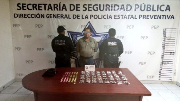 ryujvnbghyru4ejndbfghyurejwmnsb Policía Estatal detiene a presunto narcomenudista en huauchinango