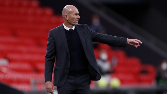 Zinedine Zidane fuera del Real Madrid
