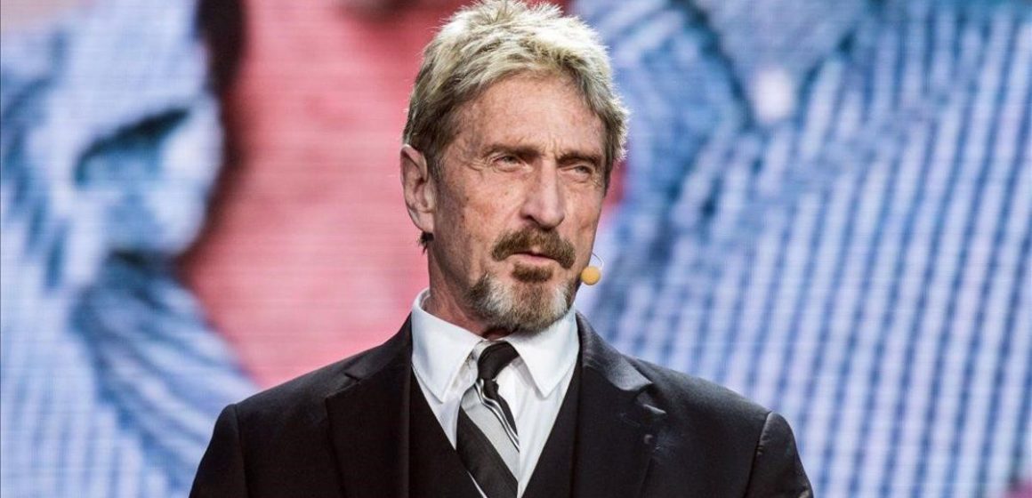 Fundador del antivirus McAfee, John McAfee, fue hallado muerto en su celda