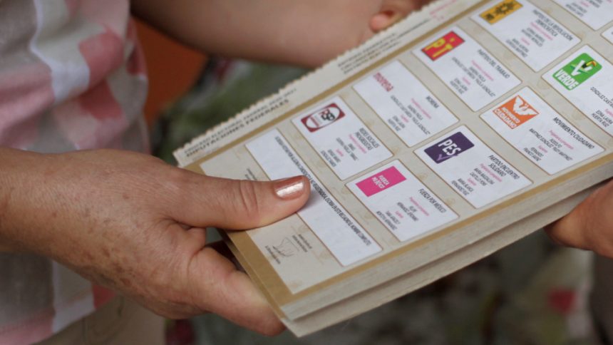 ¿Cuál es la forma correcta de marcar la boleta electoral?