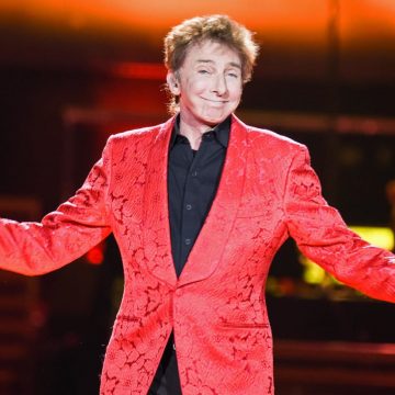 La historia detrás del éxito de Barry Manilow:  Copacabana