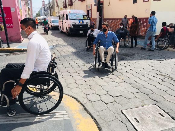 Funcionarios de Ayuntamiento de Atlixco reciben taller de sensibilización por el INDEP