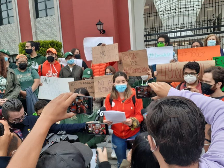 Estudiantes de la UDLAP se manifestaron este miércoles y exigen liberar instalaciones