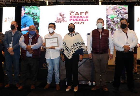 Gobierno de Puebla seguirá apoyando al café poblano: Ana Laura Altamirano